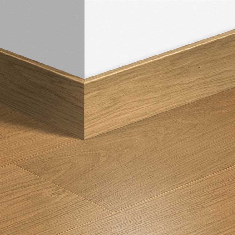 Plinthe parquet Largo Quick-Step 100 x 14 x 2400 mm Chêne verni nat