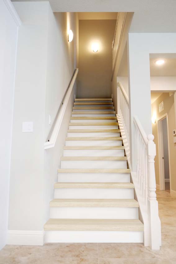 Profilé escalier ouvert Ippari oak 130x7x1cm