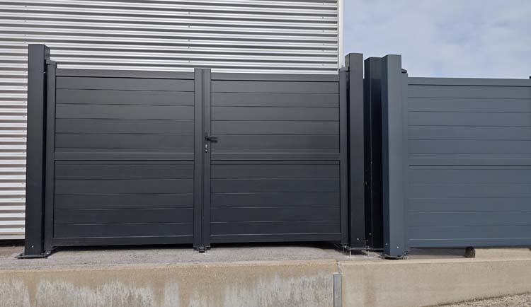 Portail battant double Orlando aluminium noir mat 350x180cm - fermé, quincaillerie incluse