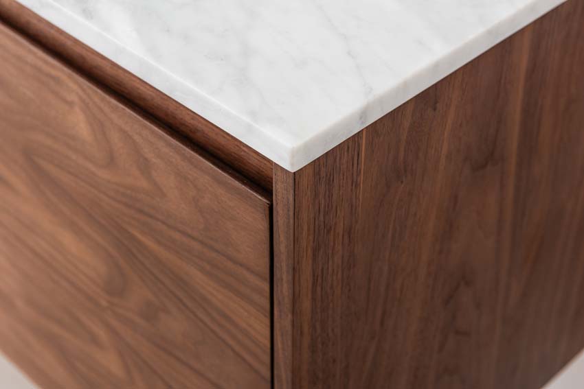 Meuble de salle de bains Falco noyer suspendu avec lavabo double effet marbre carrara 120cm