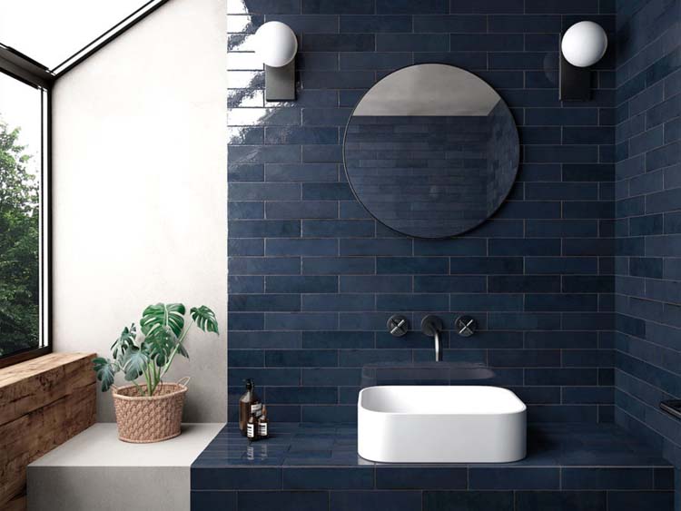 Carrelage mural Beccy blue note brillant 6x24,5cm