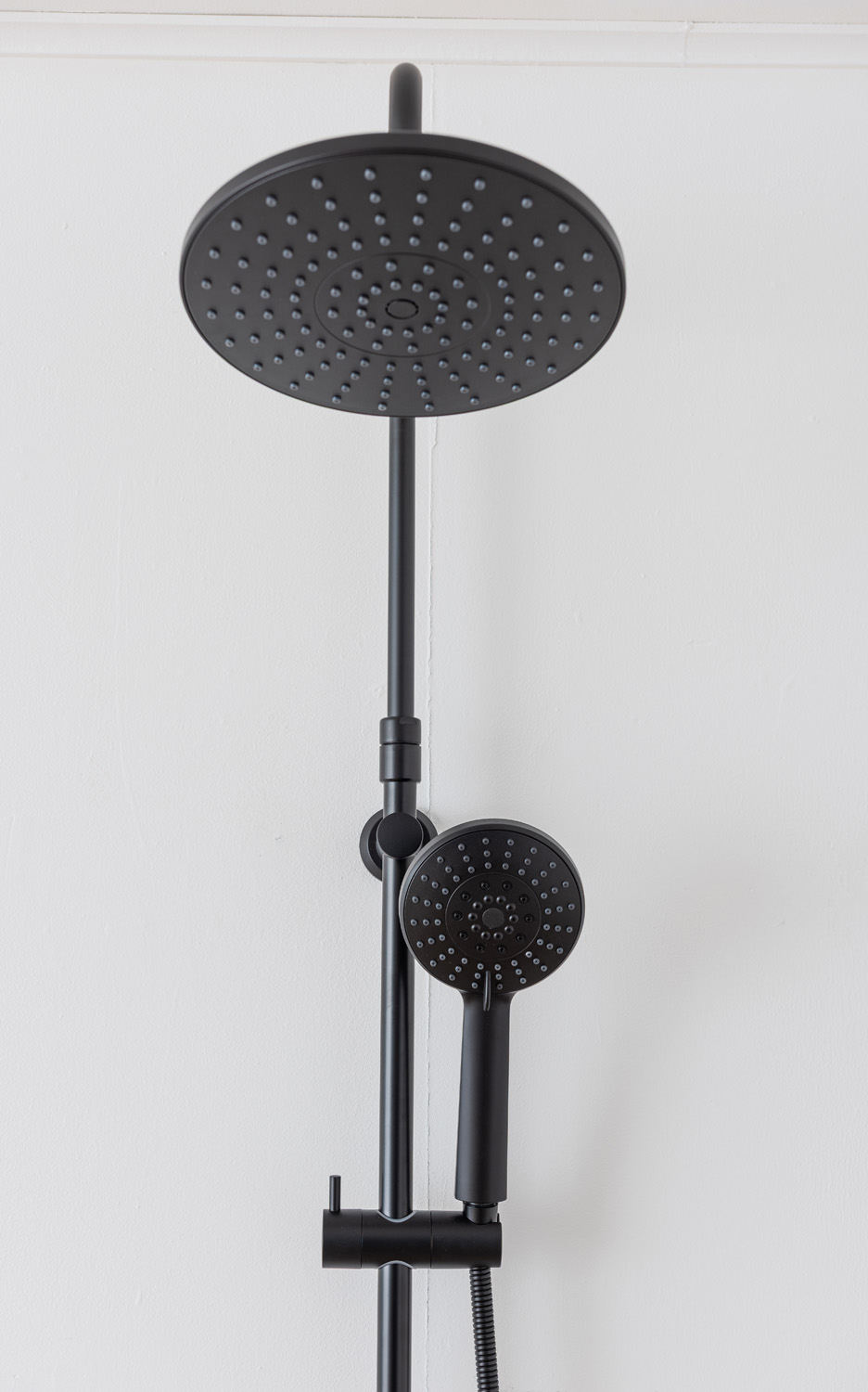 Colonne de douche Suki en applique sans robinet noir mat