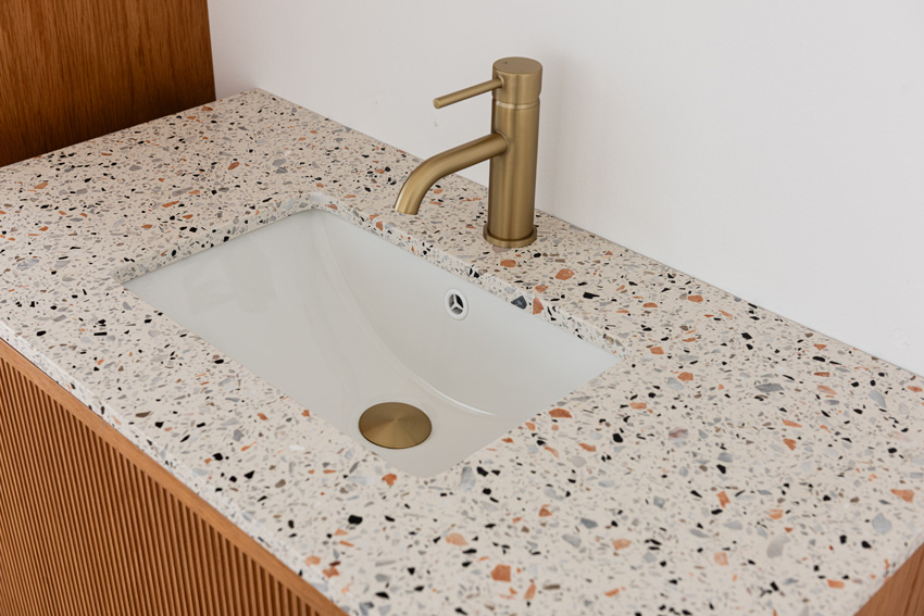 Badkamermeubel Fae eik hangend met enkele wastafel terrazzo 90cm