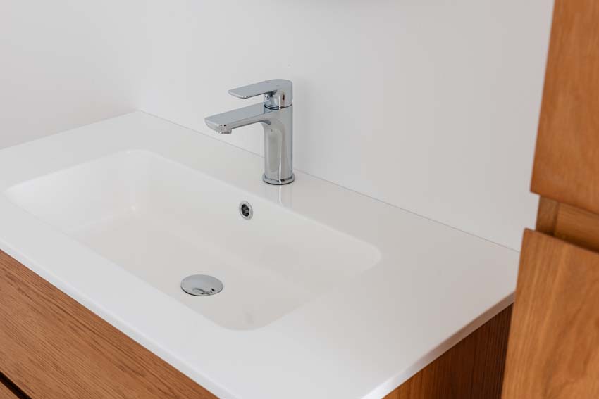 Badkamermeubel Fior eik hangend met enkele wastafel glanzend wit 90cm