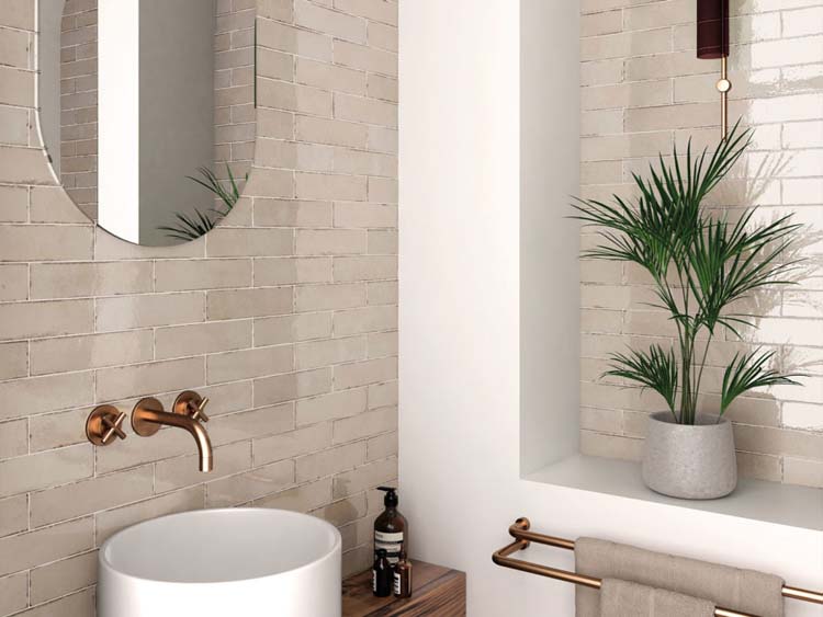 Carrelage mural Beccy Oatmeal greige brillant 6x24,5cm