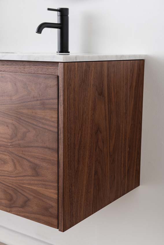 Meuble de salle de bains Falco noyer suspendu avec lavabo double effet marbre carrara 120cm