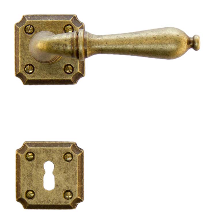 Poignée de porte pro roselle vieux jaune rosace barbe