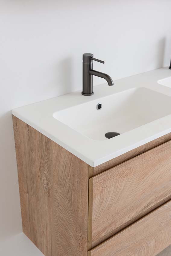 Meuble de salle de bain Tibo en chêne méditerranéen avec double lavabo blanc mat 120cm