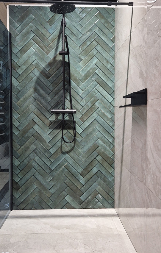 Staal vloer- en wandtegel Medina groen glanzend 6x25cm