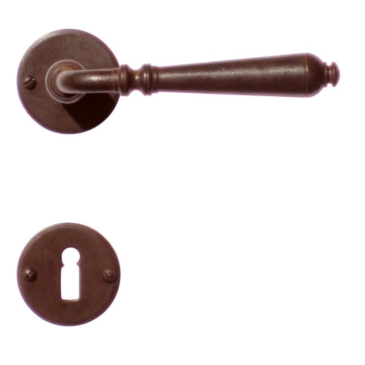 Poignée de porte pro bergamo rouille rond rosace barbe