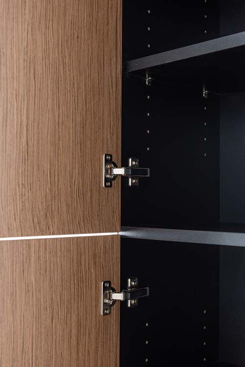 Kolomkast Dorian mat zwart/notelaar hangend 160x40x32cm