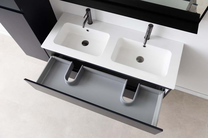 Meuble de salle de bains Tibo gris suspendu avec lavabo double blanc brillant 120cm Meuble de salle de bains Tibo gris suspendu avec lavabo double blanc brillant 120cm