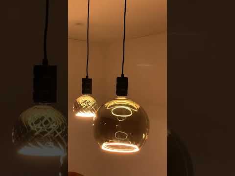 Rail lumineux design Béa noir set 1,8m 4 lustres E27 2x6W 2x8W Rail lumineux design Béa noir set 1,8m 4 lustres E27 2x6W 2x8W