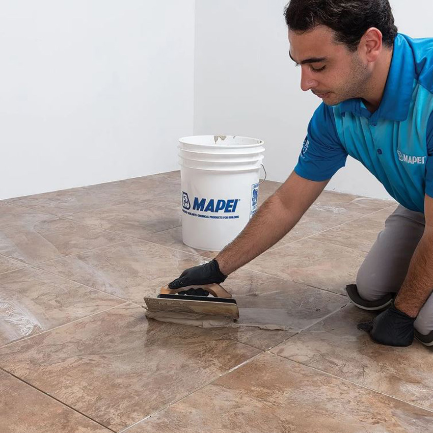 Joint Mapei Ultracolor Plus 123 blanc cassé 5 kg