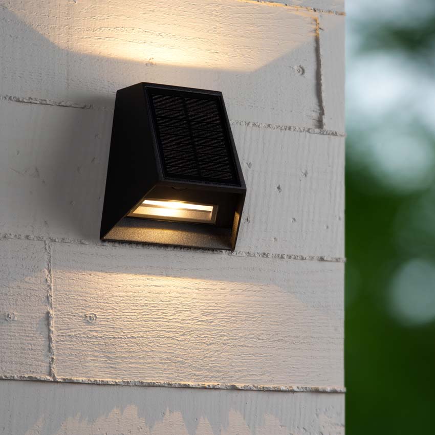 Wandlamp Solar Viro - zwart - LED dimbaar - 1x1W - 2850K/3150K - IP54 - Dag/nacht sensor