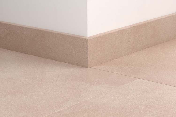 Plinthe standard Quick-Step 58 x 12 x 2400 mm Rose tendre