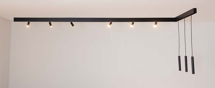 Rail lumineux Béa design noir 2,9m/1,2m 6xspots/3lustres 4,5W