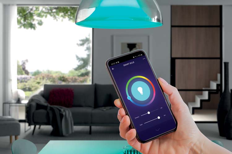 Lampe LED Smart Multicolour/Blanc Bougie E14 4.5W 350LM