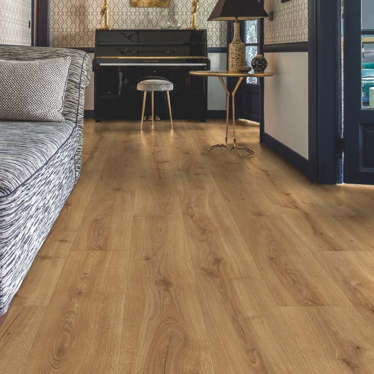 Stratifié Quick-Step Majestic 9,5mm chêne désert naturel chaud 205x24cm