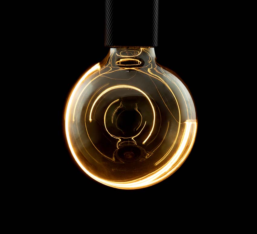 LED lamp - E27 - Smokey - 18x12,5cm - Dimbaar - 6W - 310lm - 1900K