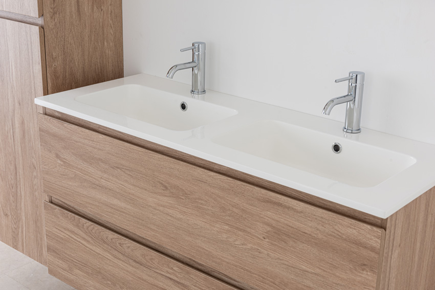 Badkamermeubel Bianca eiklook hangend met dubbele wastafel glanzend wit 120,5cm