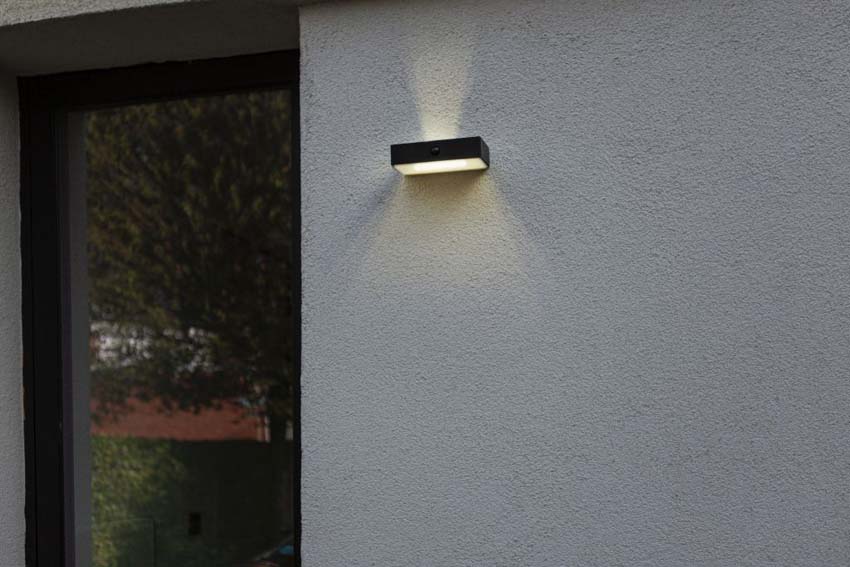 Applique murale extérieur - noir - H4,3cm - LED - 1x5W - 2700-6500K - IP54 - détecteur de mouvement