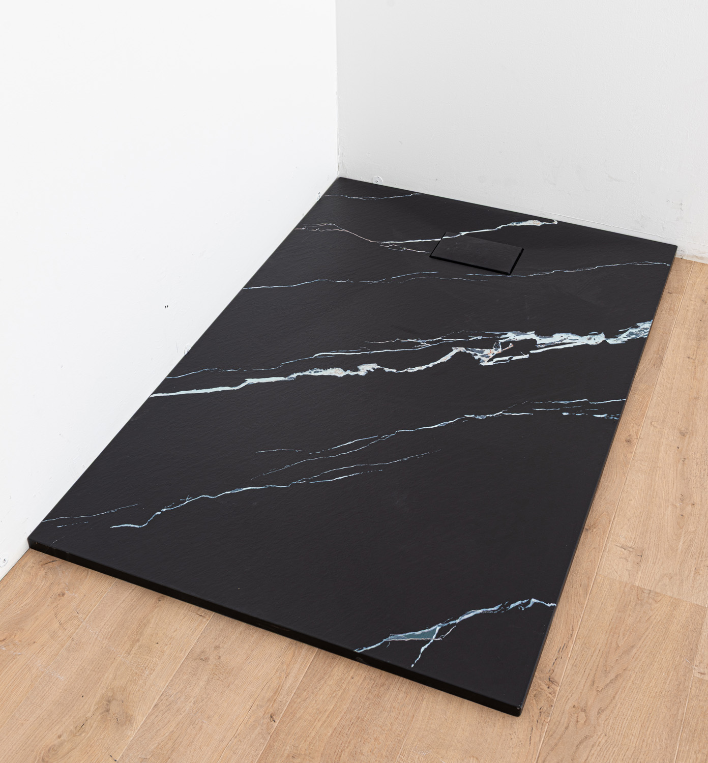Receveur de douche Moby SMC noir mat aspect marbre 140x90cm