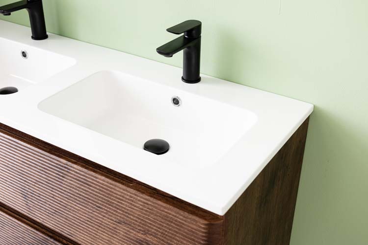 Meuble de salle de bains Jelte noyer suspendu avec lavabo double blanc mat 120cm Meuble de salle de bains Jelte noyer suspendu avec lavabo double blanc mat 120cm