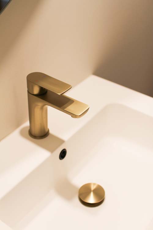 Wastafelkraan Miley edge brushed gold