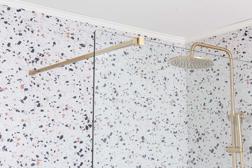 Panneau de douche Milo Slate aspect terrazzo 91,4x243,8c