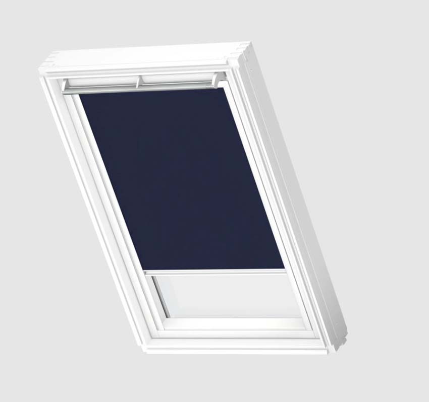 Store enrouleur Velux occultant à commande manuelle bleu foncé FK06 1100SWL