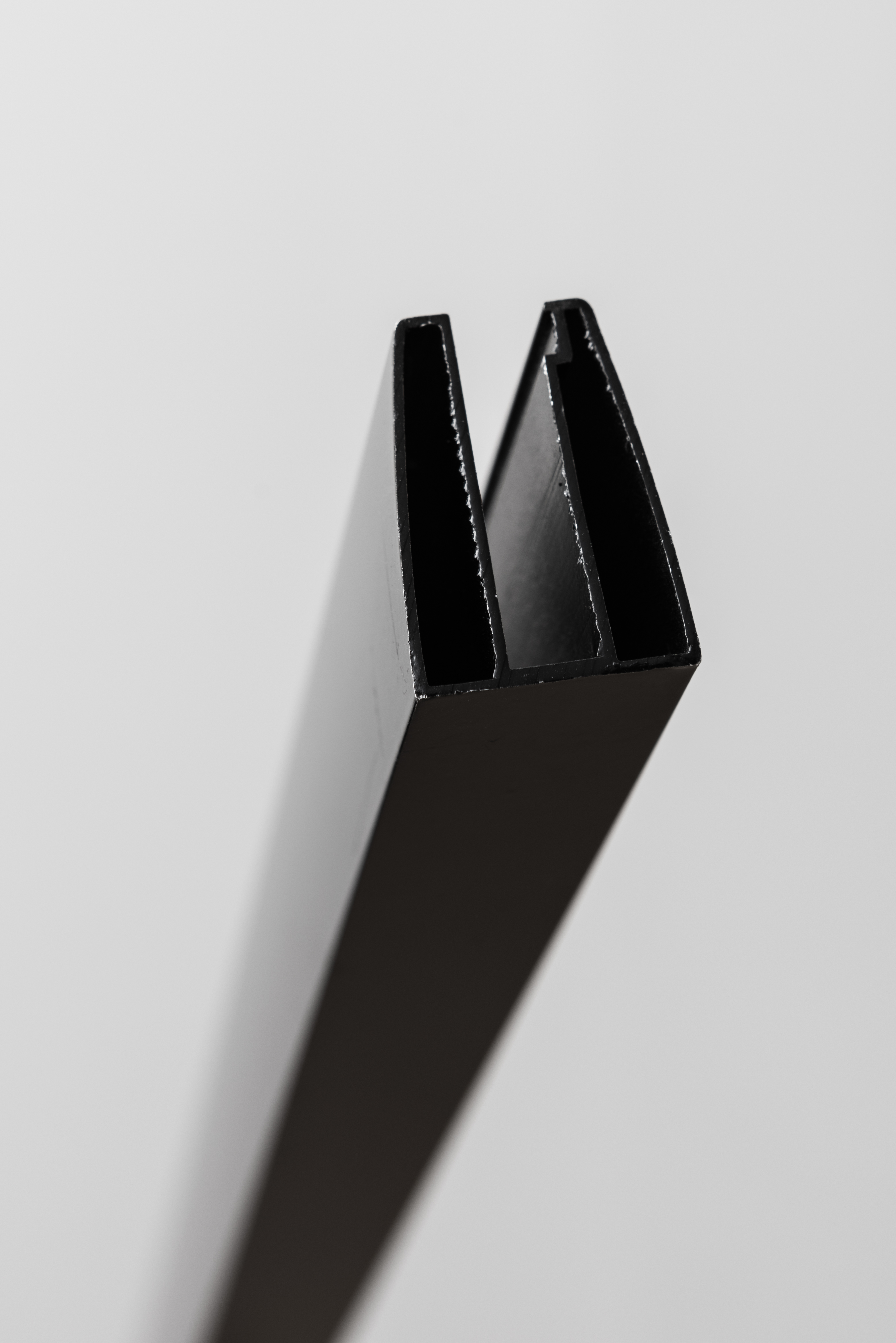 Profiel voor douchepaneel Anais/Avery zwart profiel 200cm