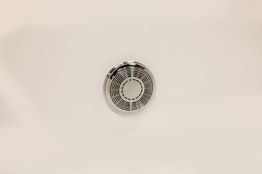 Baignoire d'angle Oliver blanc mat avec hydromassage 150x150cm