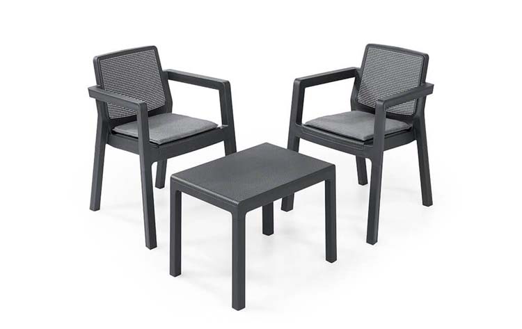 Set van tafel en 2 stoelen voor balkon met kussentjes