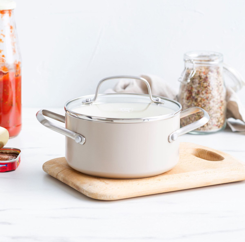 Casserole avec couvercle crème Ø16cm avec revêtement antiadhésif sans PFAS