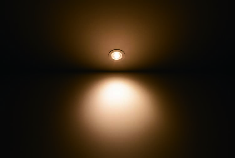 Spot encastrable 5,5W 2700K Blanc