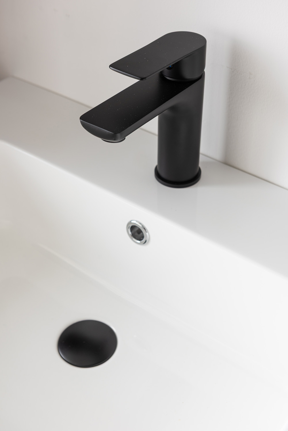 Meuble de salle de bains Tarik chêne ambré suspendu avec double vasque blanc brillant 120cm