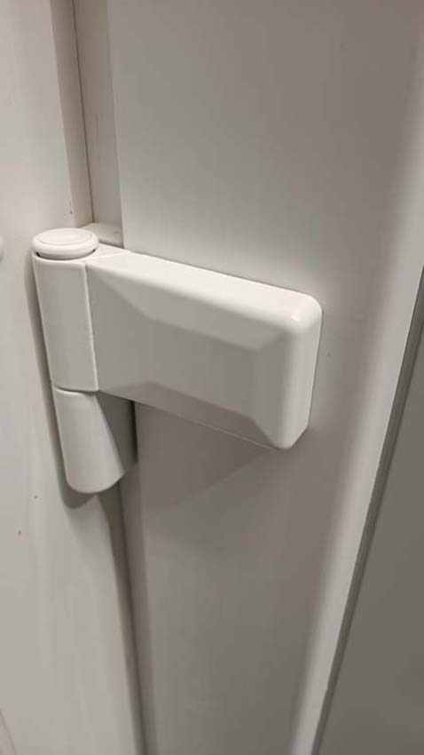 Porte extérieure pvc avec finition alu Lepo anthra sur mesure G