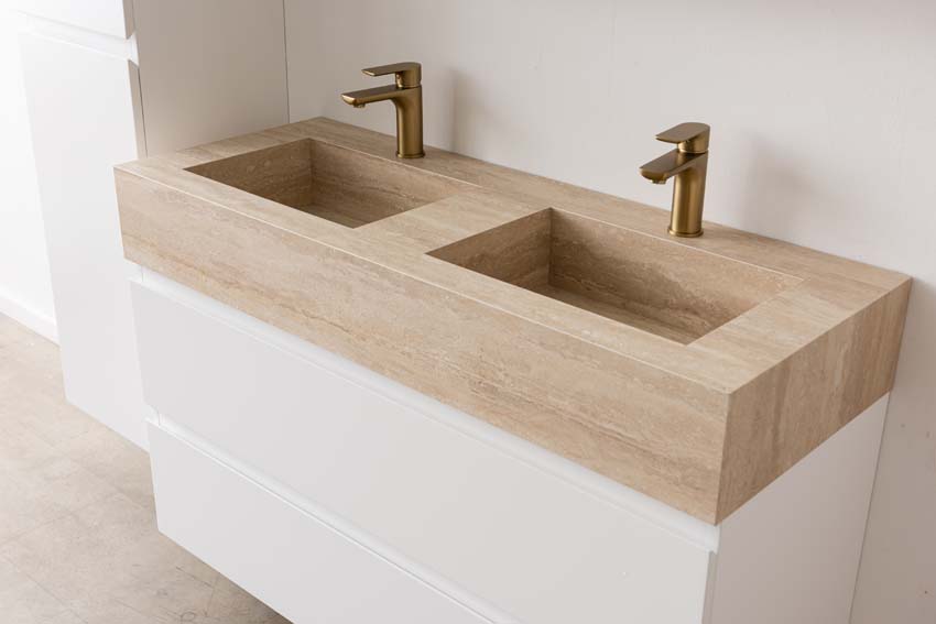 Meuble de salle de bain Tibo blanc avec double lavabo large en travertin 120cm