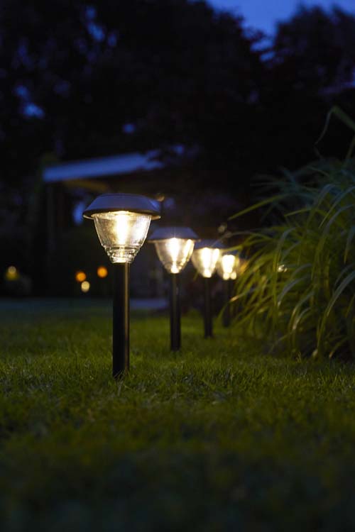 Solar lanterne avec pointe Garda anthracite 5 lumen Solar lanterne avec pointe Garda anthracite 5 lumen