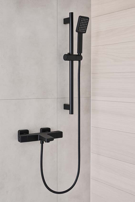 Badkraan Hazel thermostatisch met cooltouch mat zwart
