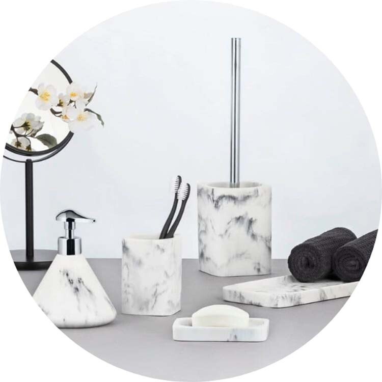 Accessoires de bain en marbre